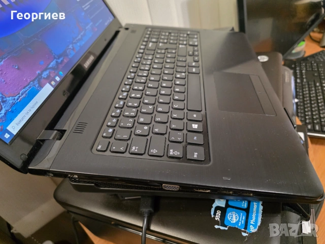 Лаптоп Samsung  NP350E7C / 17,3", снимка 4 - Лаптопи за дома - 54095471