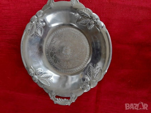 Стара Руска фруктиера 