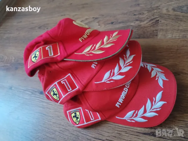 FERRARI F1 - страхотни колекционерски шапки , снимка 3 - Шапки - 49400561