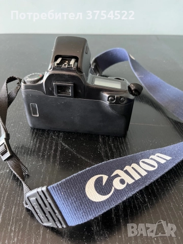 Canon EOS 1000F N 35mm SLR Film Camera W/ Canon 35-80mm Lens & Case Фотоапарат, снимка 9 - Фотоапарати - 51533892