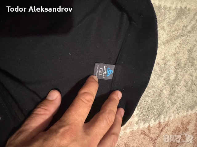 Полар Odlo М размер, снимка 2 - Спортни дрехи, екипи - 52408527