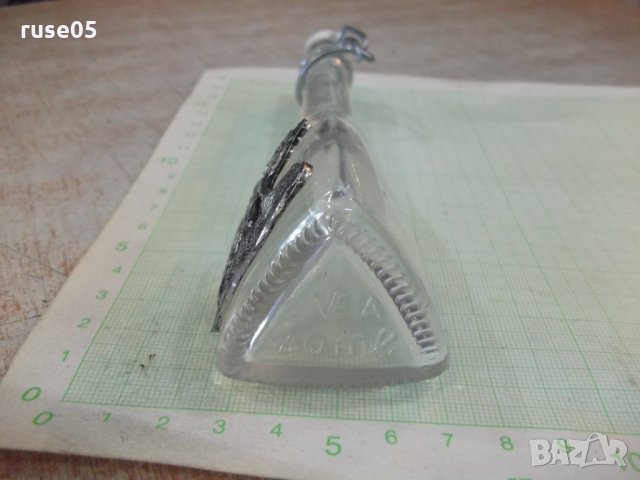 Шише с порцеланова клапа за затваряне и метална апликация, снимка 9 - Други ценни предмети - 33715070