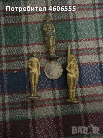 Метални фигурки на войници., снимка 3 - Колекции - 52020781