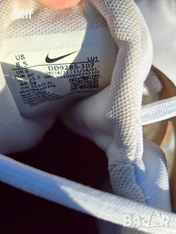 Nike дамски маратонки, снимка 2 - Маратонки - 53129709