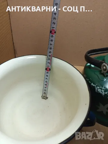 Комплект Соц Стари Емайлирани Чайник С Купа Съд., снимка 12 - Антикварни и старинни предмети - 49338380