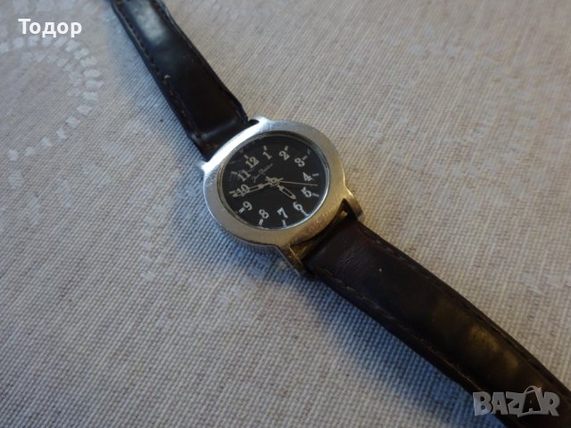 Френски дамски часовник Jean Delatour, употребяван, работи, с нова батерия, снимка 4 - Дамски - 38053244