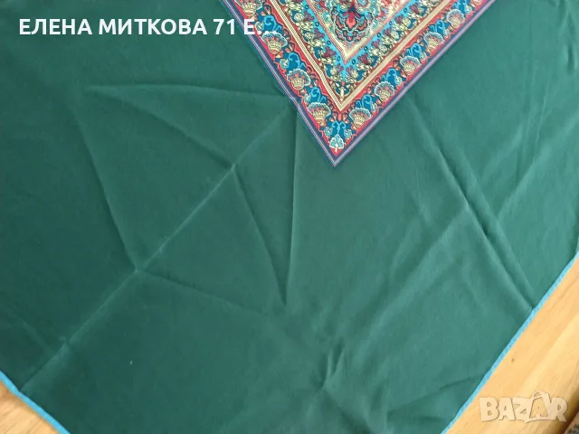 Голям шал от естествена коприна-размери 130 х 130 см, снимка 9 - Шалове - 56121838