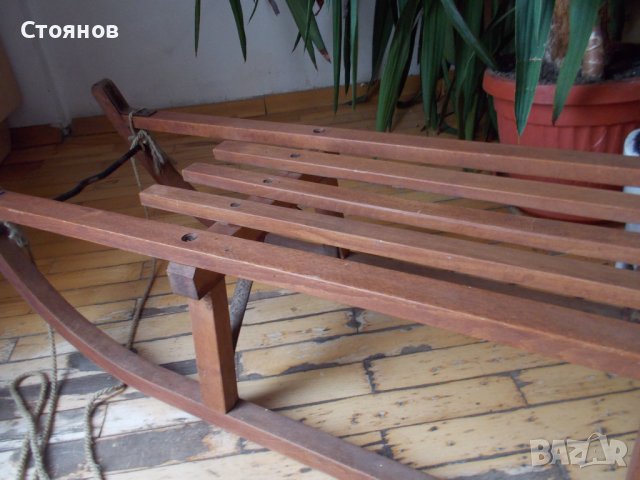 Зимна детцка махагонова шейна от соца., снимка 3 - Други ценни предмети - 44460800