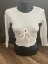 Бяла къса с връзки , снимка 1 - Блузи с дълъг ръкав и пуловери - 40083167