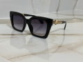 Слънчеви очила Vogue, снимка 1 - Слънчеви и диоптрични очила - 44751022