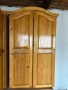 продавам гардероб -двукрил от масив, снимка 1