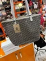 Goyard Дамска Чанта - Налични Различни Цветове Код E710, снимка 1