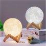 3D LED нощна лампа с форма на луна, снимка 1 - Други - 30850837