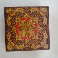 Дървена кутия 12 x 12 h 4.5 cm. , снимка 4 - Други стоки за дома - 37228364