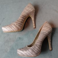 Graceland дамски обувки на висок ток с метални пайети по тях, снимка 3 - Дамски обувки на ток - 40180220