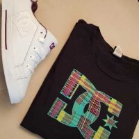 Детска/ Юнашеска ютениска от DC SHOES, снимка 2 - Детски тениски и потници - 29769732