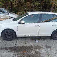 VW Golf 6 1,6TDI / Фолксваген Голф 6 - на части, снимка 3 - Автомобили и джипове - 42227563