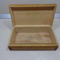 Дървена кутия – с пирография, снимка 2 - Колекции - 31176906