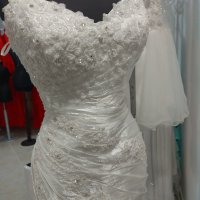 сватбена булчинска рокля от луксозна тафта, снимка 3 - Сватбени рокли - 33767247