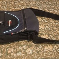 EASTPAK - чанта за през рамо , снимка 5 - Чанти - 39960219