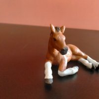 Колекционерска фигурка Schleich Кон McDonalds 2019, снимка 8 - Колекции - 42212000