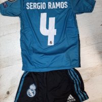 Детски екип Серхио Рамос в Реал Мадрид (ретро легенди), снимка 1 - Футбол - 42292447