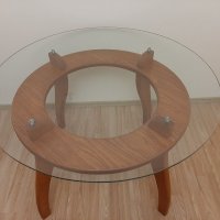 Дървена маса със стъкло, снимка 2 - Маси - 38287262