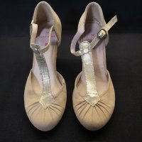 Дамски обувки с ток, снимка 1 - Дамски обувки на ток - 40804746