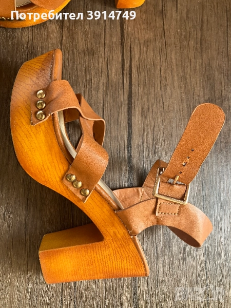 Кожени сандали, висококачествена изработка, с платформа и висок ток в чудесно състояние, 38, снимка 1