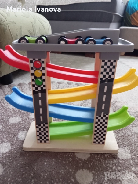 Писта с колички , снимка 1