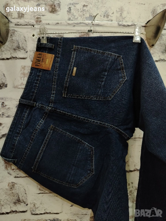 Viman- прави дънки, тъмен цвят, почти неизбелени, изчистени, пролетен деним с лек еластан, снимка 1