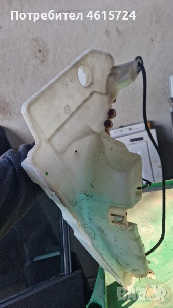 Казанче за чистачки Audi A6 C6 4F, снимка 1