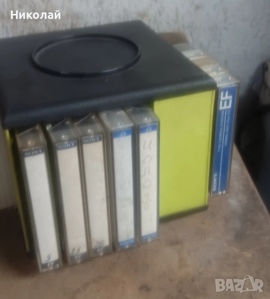 20 бр.кясети SONY с касетник , снимка 1