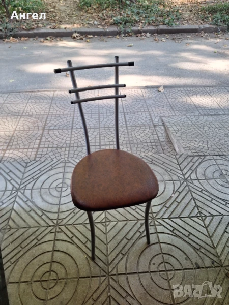 Кухненски, трапезни столове- 2 бр., снимка 1