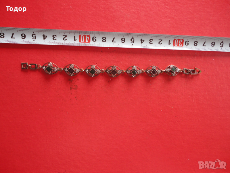 Страхотна гривна с камъни , снимка 1