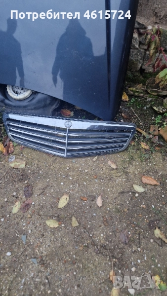 Решетка Mercedes C class w204 Оригинална, снимка 1