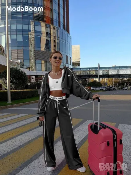 Nike дамски комплект , снимка 1