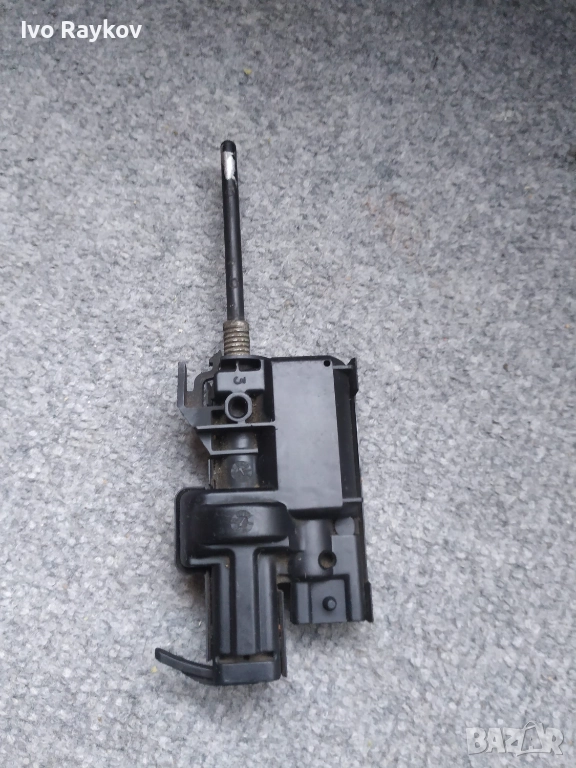 Машинка централно заключване резервоар , 8200305732B , Nissan ,Renault , снимка 1