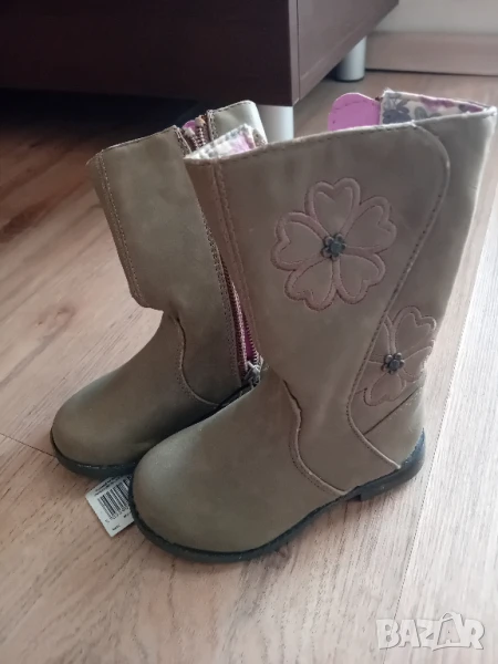 Нови F & F Ботуши за момиче 22 номер, снимка 1