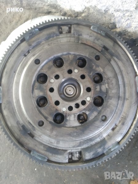 демпферен  маховик за Мерцедес OM651 LUK , снимка 1