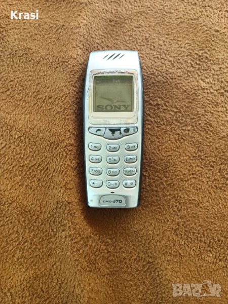 Мобилен апарат Sony j70, снимка 1