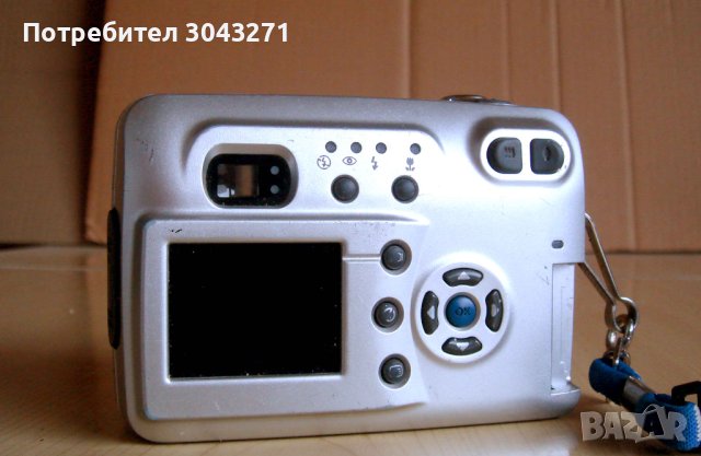 HP PhotoSmart 812 Цифров фотоапарат 4.1MP – сребрист, снимка 4 - Фотоапарати - 44403978