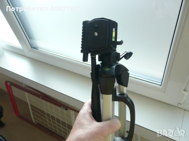 статив digipod tr-550 А за фотоапарат универсален до 4.5 кг фотоапарат,  чисто нов, неупотребяван, снимка 7 - Чанти, стативи, аксесоари - 54283643