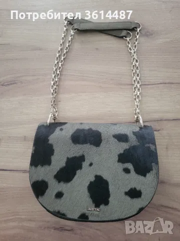 Чанта с косъм от пони