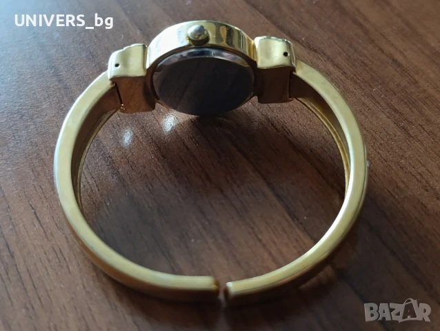 Дамски часовник гривна 