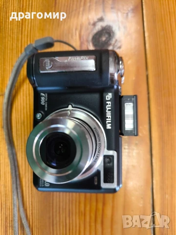 FUJIFILM E900 9 MEGA PIXELS , снимка 4 - Фотоапарати - 50560805
