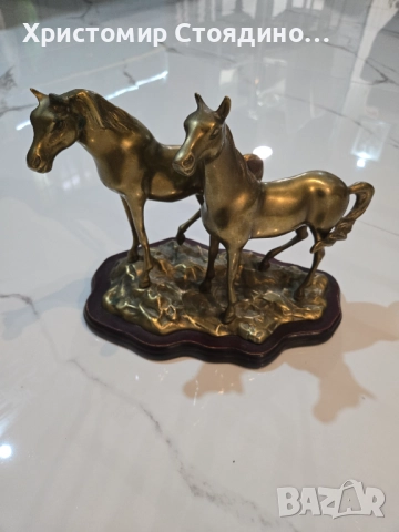 Бронзова скулптора два коня, снимка 6 - Антикварни и старинни предмети - 52135455