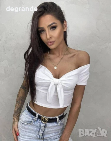 Рипс блузки с панделка налична в няколко цвята.Италианско производство