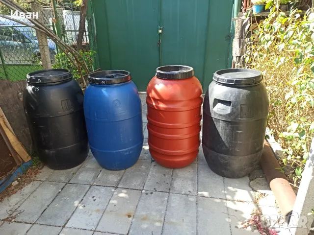 Продавам бидони за производство на вино и ракия.