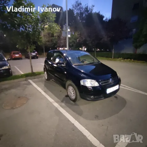 Автомобил VW Fox 